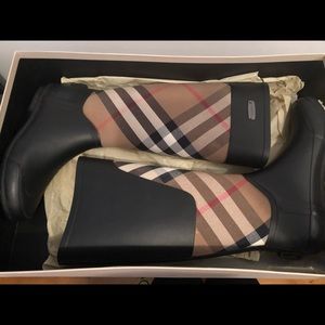 Burberry Boots